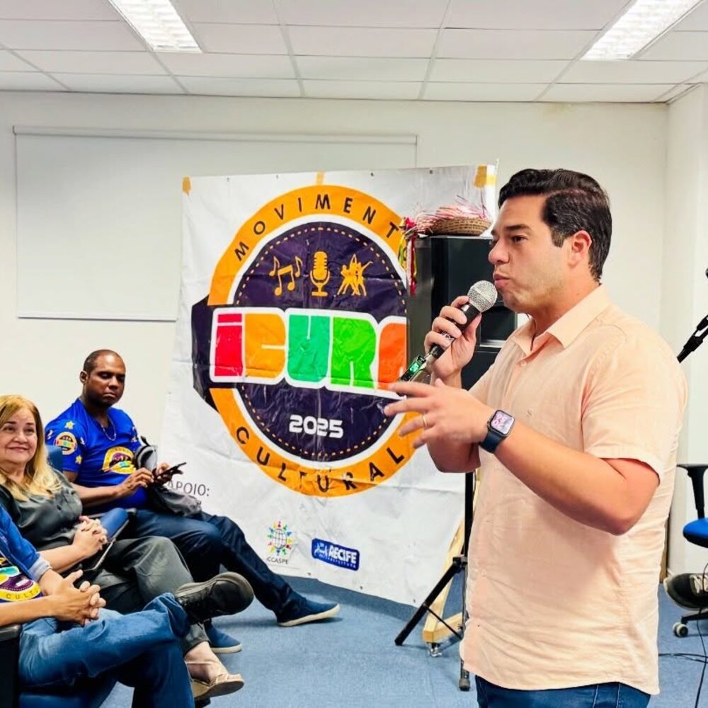 Publicação: Túlio Arruda em roda de conversa com a comunidade